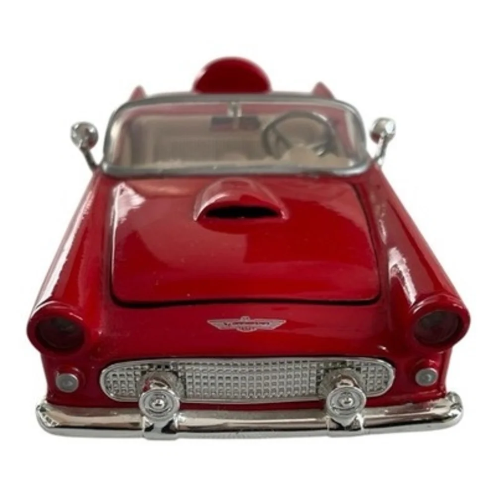 Vintage Motor Max 1956 Ford Thunderbird Convertible 1:24 Red Diecast Model Car